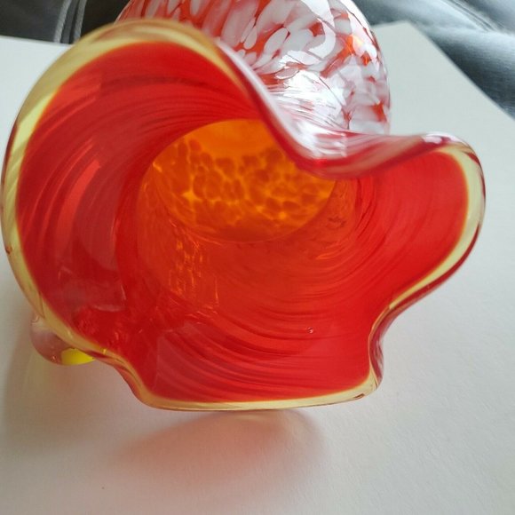 Fenton Style Rainbow Art Red Yellow White Spatter Glass Ruffled Crimped Rim Vase - Picture 6 of 10